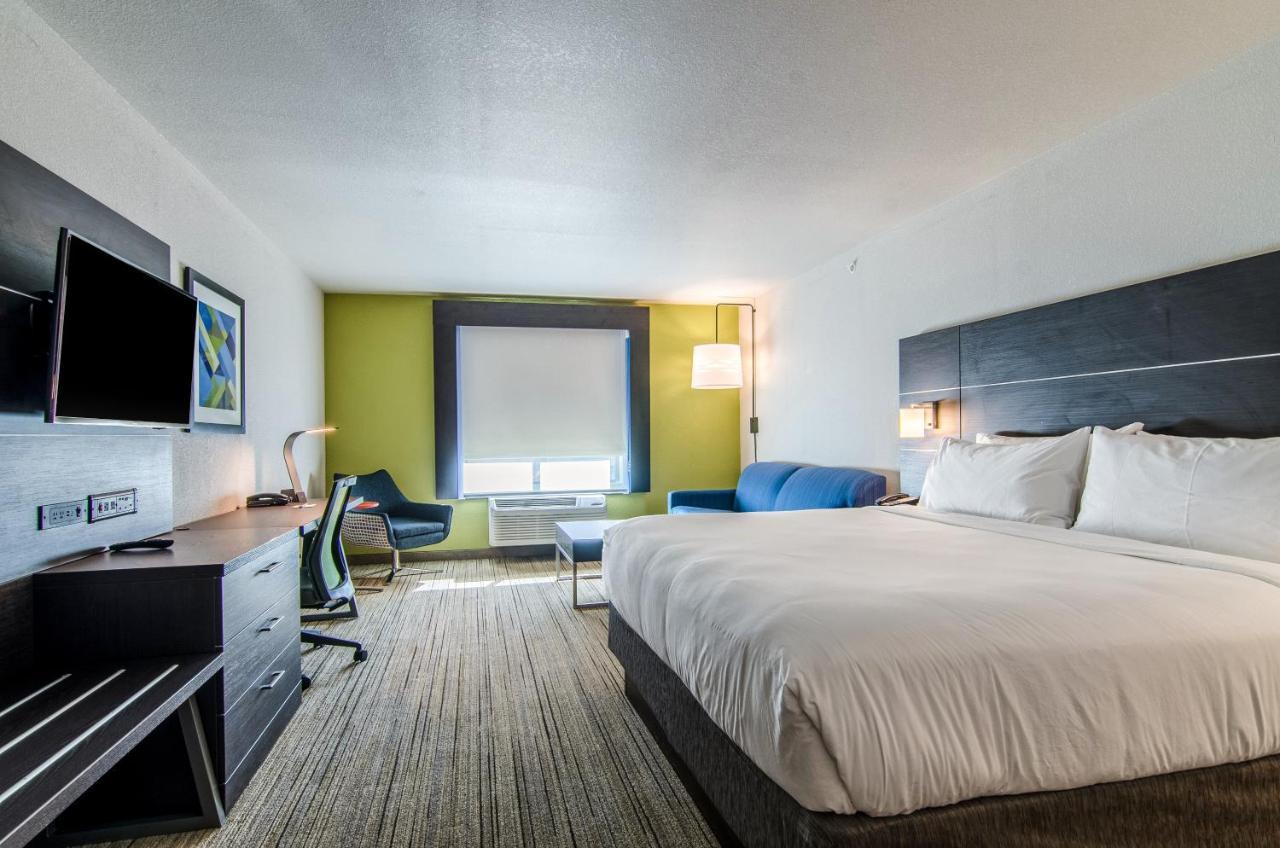 Holiday Inn Express & Suites - Atchison By Ihg Dış mekan fotoğraf