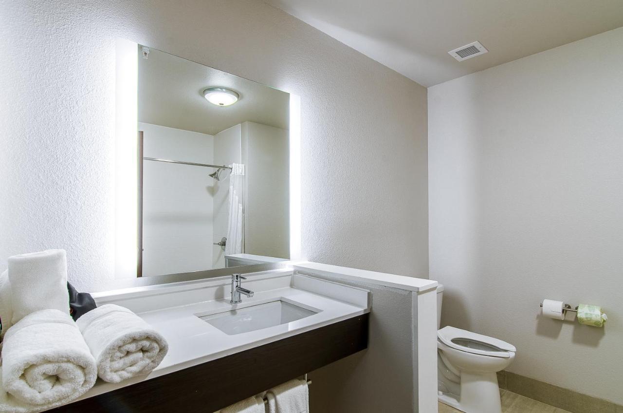 Holiday Inn Express & Suites - Atchison By Ihg Dış mekan fotoğraf
